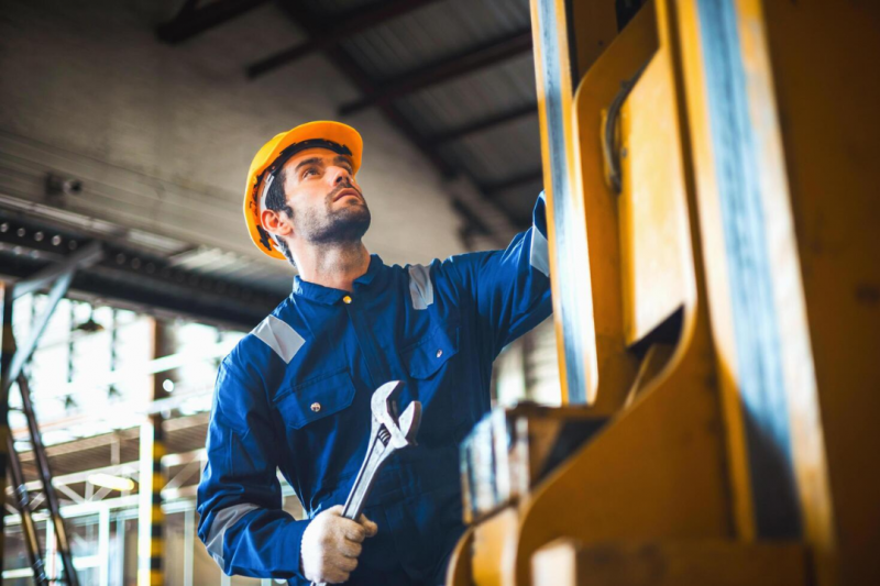 Manutenção de Ponte Rolante: Dicas para Aumentar Segurança e Eficiência